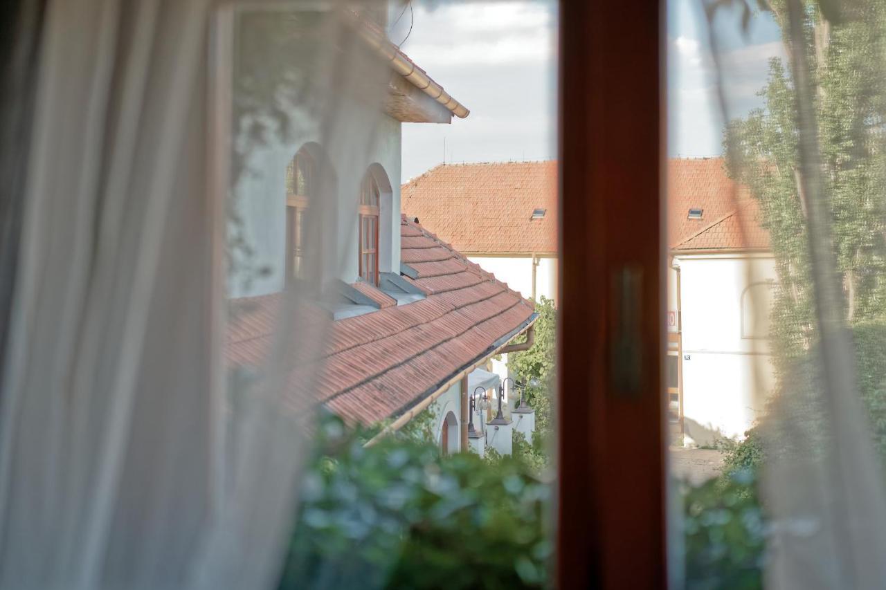 Hotel Napoleon Austerlitz Luaran gambar